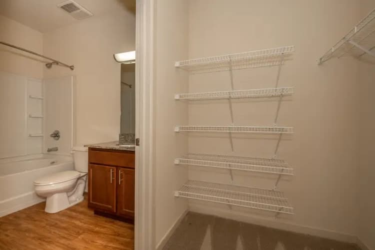 undefined apartments for rent - image - VP3 100 Web (20 of 31).jpg