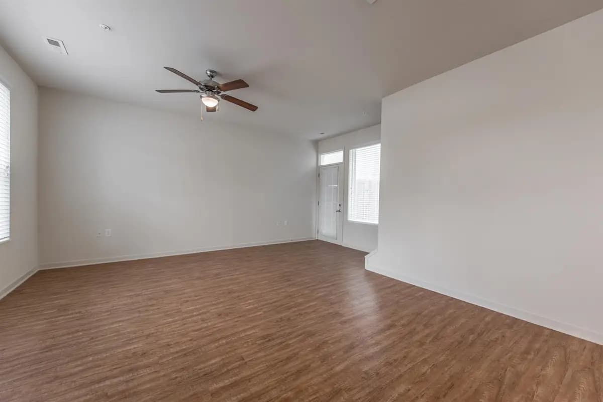 undefined apartments for rent - image - VP3- 19 Charlton-2.jpg