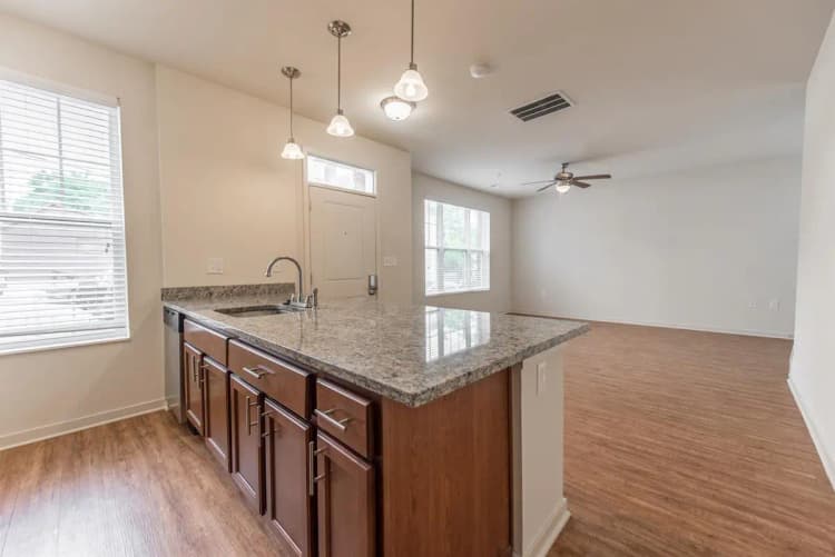 undefined apartments for rent - image - VP3- 19 Charlton-7.jpg