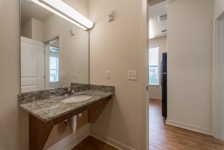 undefined apartments for rent - image - VP3- 402-1110062011385212279.jpg