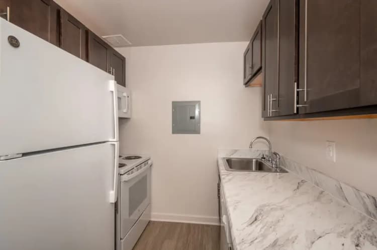 undefined apartments for rent - image - 222 Senator 47 Web (6 of 21)101725031308852390.jpg