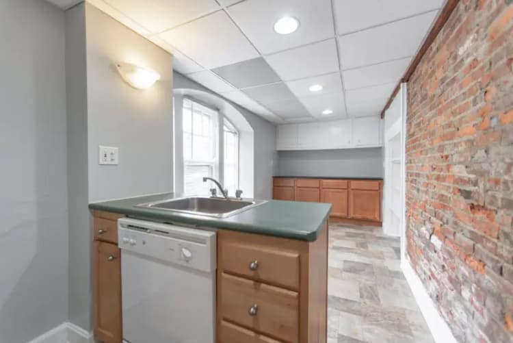 undefined apartments for rent - image - Unit 6 Web-16092423121848567390.jpg