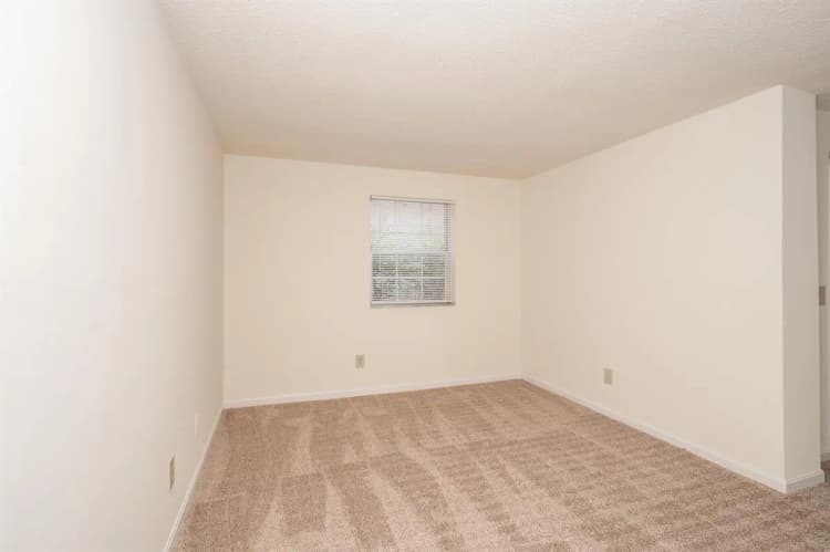 undefined apartments for rent - image - 235 Stenson 101 (18 of 26).jpg