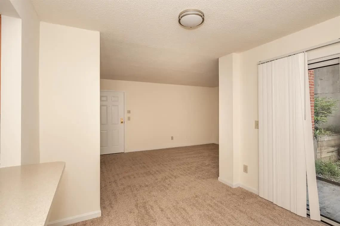 undefined apartments for rent - image - 235 Stenson 101 (23 of 26).jpg