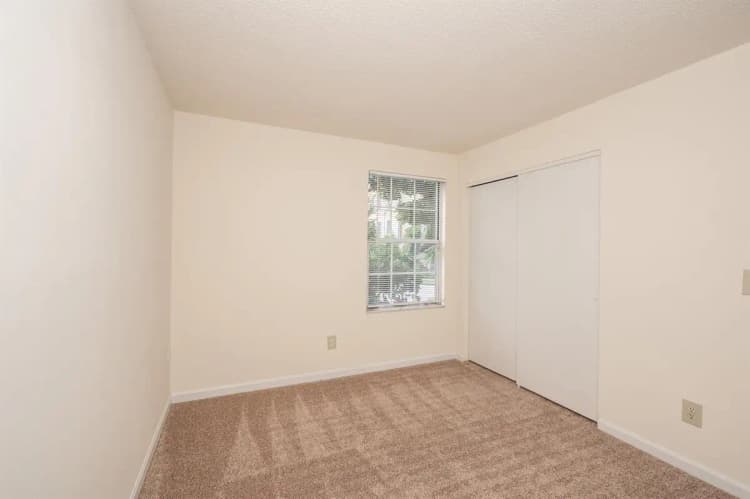 undefined apartments for rent - image - 235 Stenson 101 (6 of 26).jpg