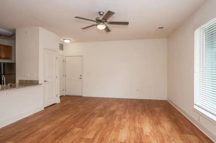 undefined apartments for rent - image - Euclid Square 101 Web (3 of 21).jpg