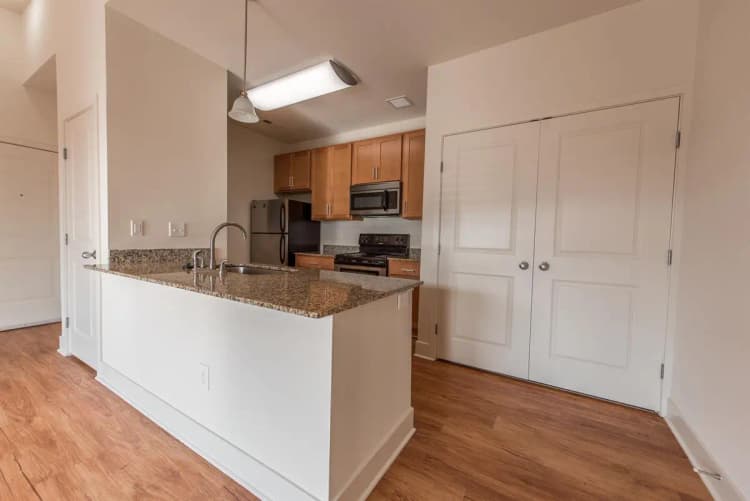 undefined apartments for rent - image - Euclid Square- 304-5.jpg