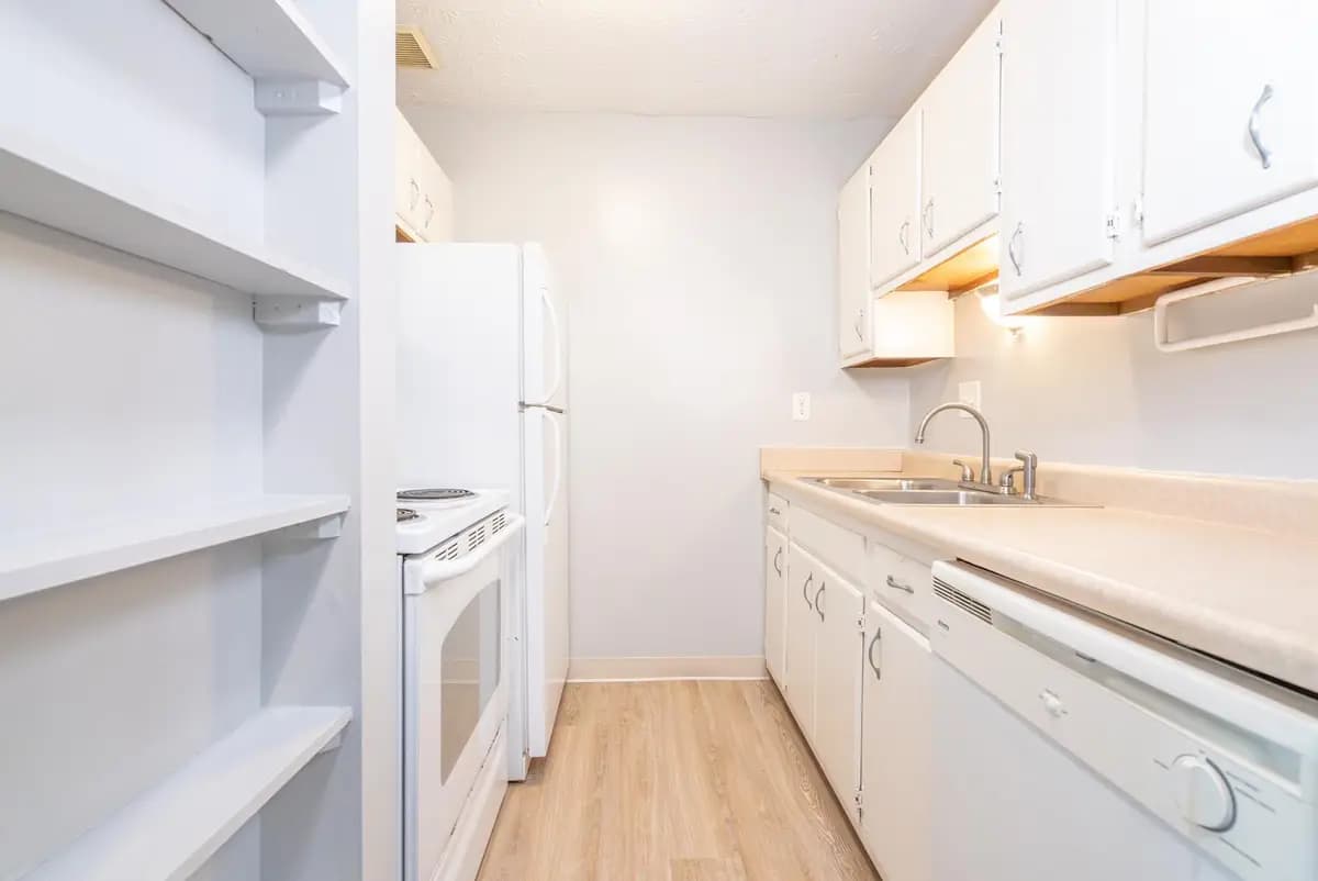 undefined apartments for rent - image - Tarpis Woods 1 BR LL Web-21.jpg