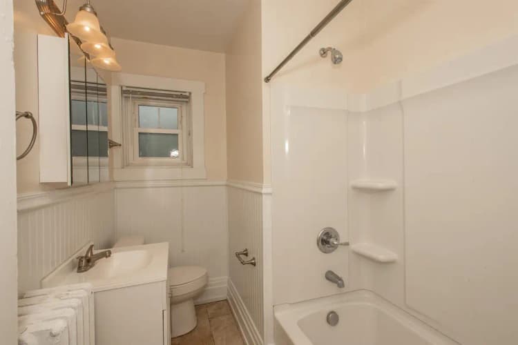 undefined apartments for rent - image - 134 WHT 1-1910152004343001279.jpg