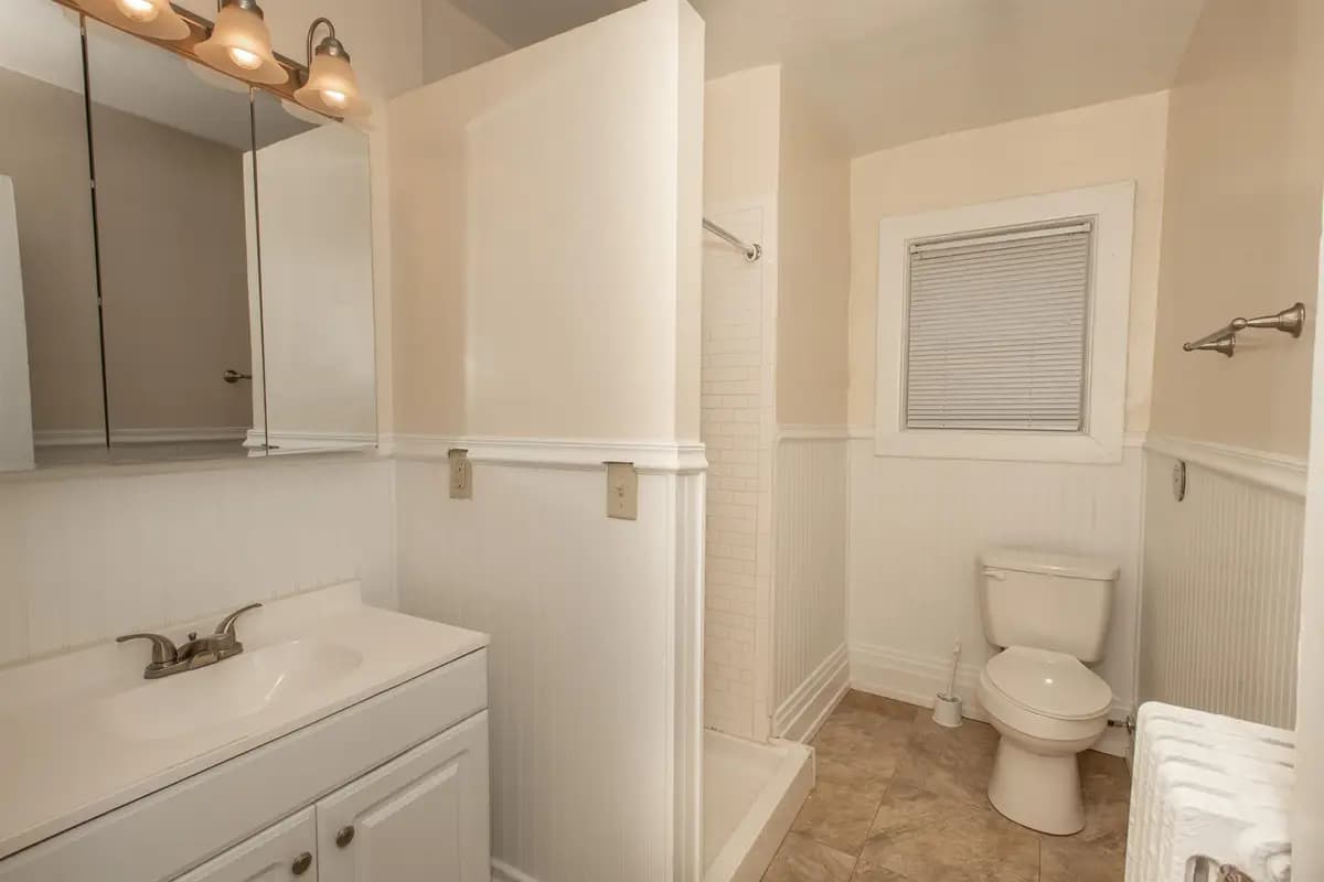 undefined apartments for rent - image - 134 WHT 5 Print-2010152004453756879.jpg