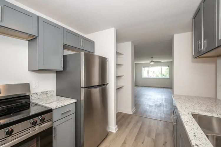 undefined apartments for rent - image - 2410 Ohio 403 (20 of 31).jpg