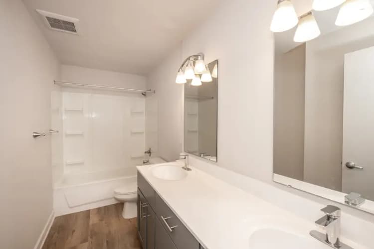 undefined apartments for rent - image - 2410 Ohio 403 (23 of 31).jpg