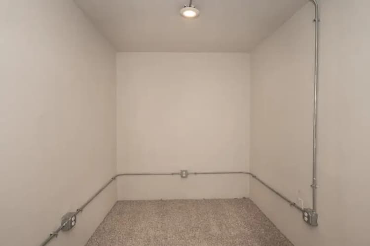 undefined apartments for rent - image - 2830 Short Vine Web (14 of 25).jpg