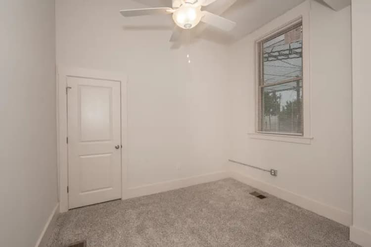 undefined apartments for rent - image - 2830 Short Vine Web (22 of 25).jpg