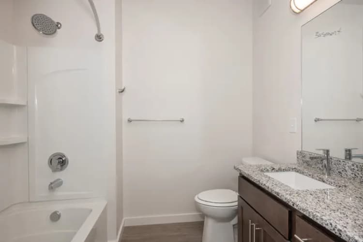 undefined apartments for rent - image - 2602 Short Vine 1 Web (8 of 14).jpg