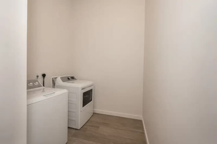 undefined apartments for rent - image - 2602 Short Vine 101 Web (23 of 30).jpg