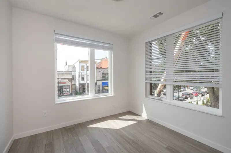 undefined apartments for rent - image - 2602 Short Vine 202 Web (19 of 33).jpg