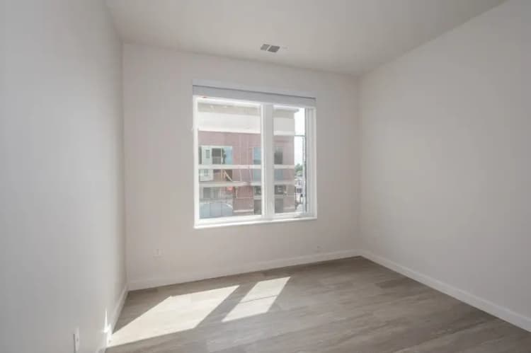 undefined apartments for rent - image - 2602 Short Vine 202 Web (8 of 33).jpg