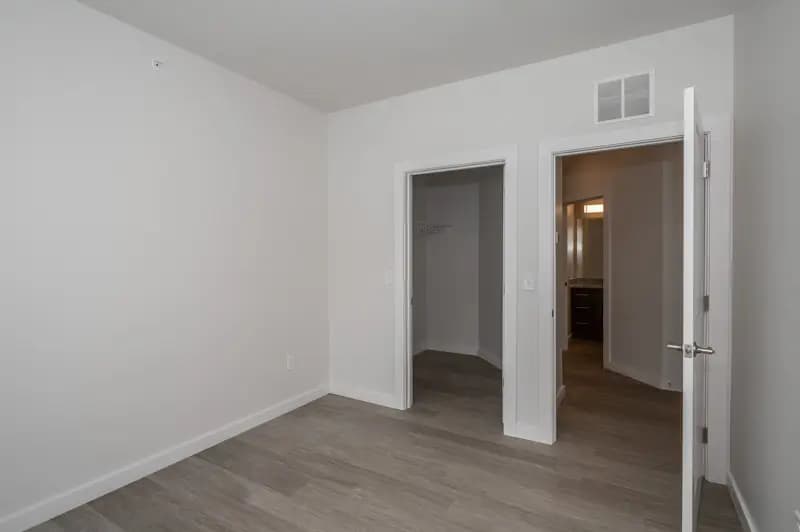 undefined apartments for rent - image - 2602 Short Vine 203 Web (5 of 20).jpg