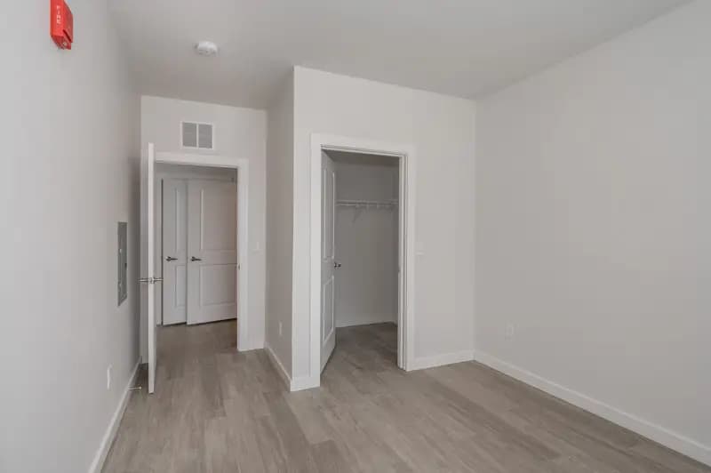 undefined apartments for rent - image - 2630 Short Vine 105 Web (19 of 20).jpg