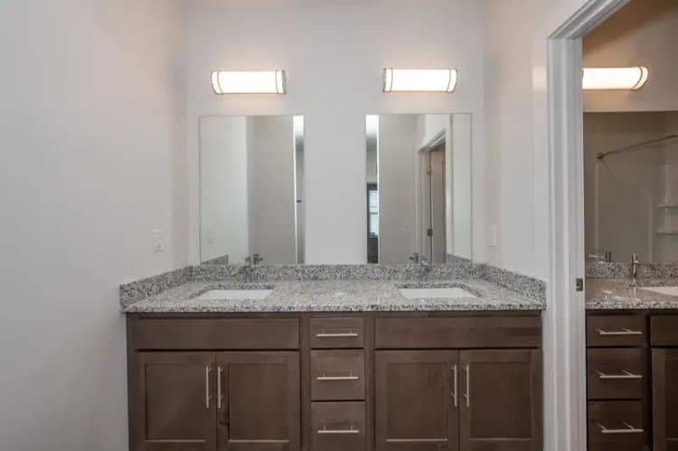 undefined apartments for rent - image - 2630 Short Vine 303 Web (24 of 32).jpg