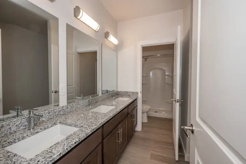 undefined apartments for rent - image - 2630 Short Vine 306 Web (20 of 25).jpg