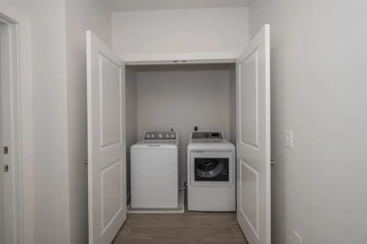 undefined apartments for rent - image - 2630 Short Vine 306 Web (24 of 25).jpg