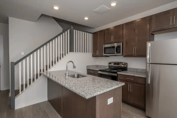 undefined apartments for rent - image - 2630 Short Vine 306 Web (4 of 25).jpg