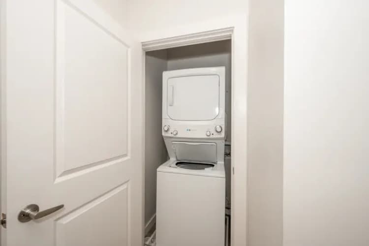 undefined apartments for rent - image - 2630 Short Vine St Web (21 of 35).jpg