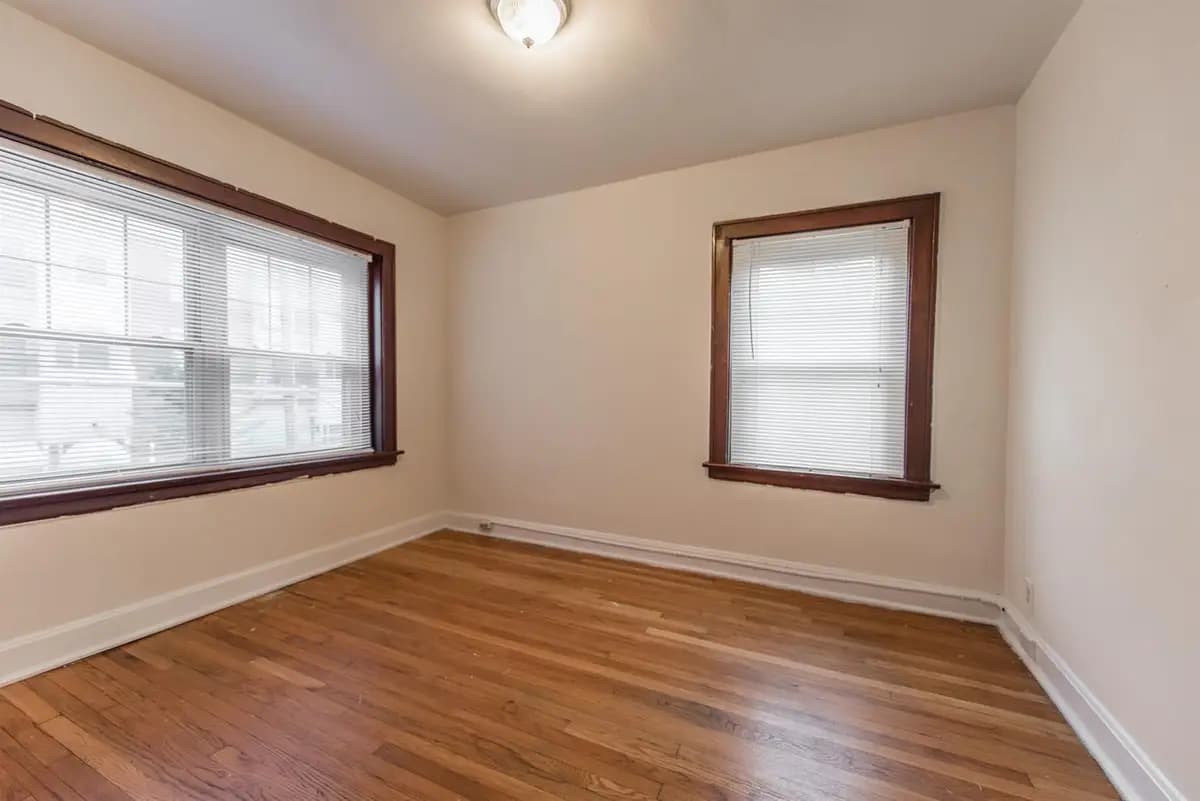 undefined apartments for rent - image - 145 W McMillan- 221-8.jpg