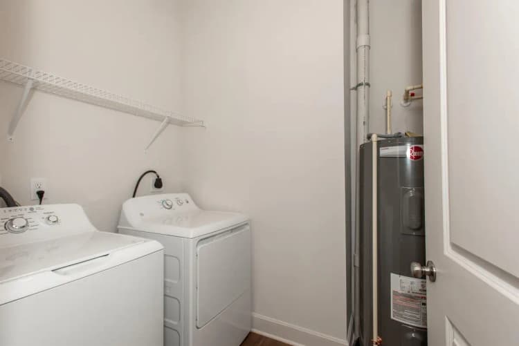 undefined apartments for rent - image - 2617 Short Vine 5 Print-0479.jpg