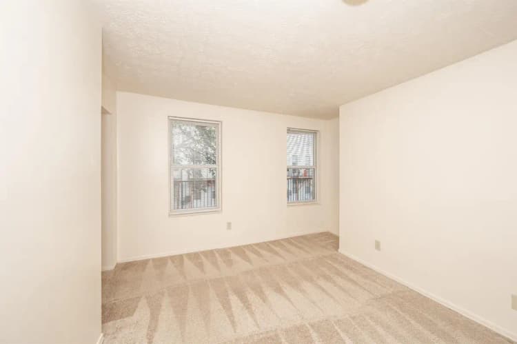 undefined apartments for rent - image - 2721 Euclid Ct 3 Print (21 of 31).jpg