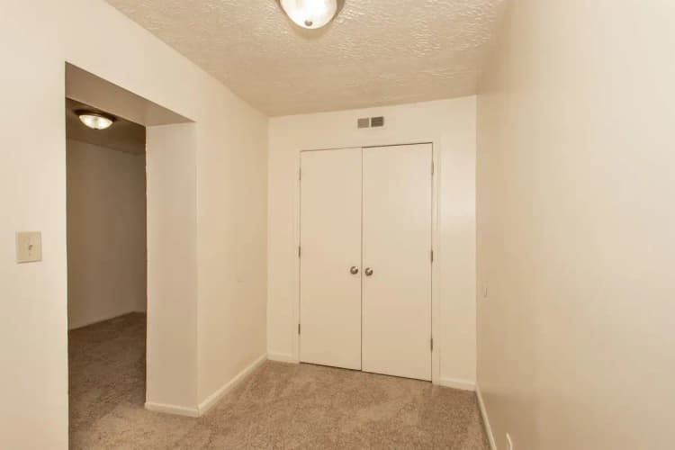 undefined apartments for rent - image - 2725 Euclid 1 Print-8067.jpg