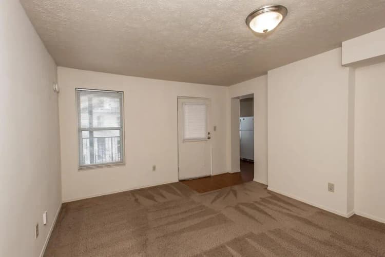 undefined apartments for rent - image - 2725 Euclid 11 Print-9874.jpg