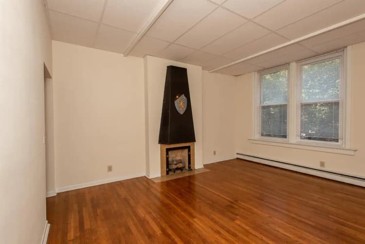 undefined apartments for rent - image - 2812 Jefferson 3 Print.jpg