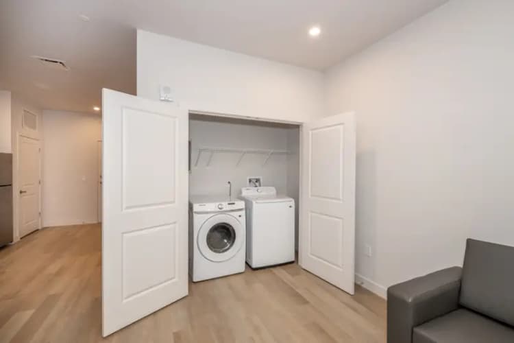 undefined apartments for rent - image - 273 William Howard Taft 115 (16 of 20).jpg