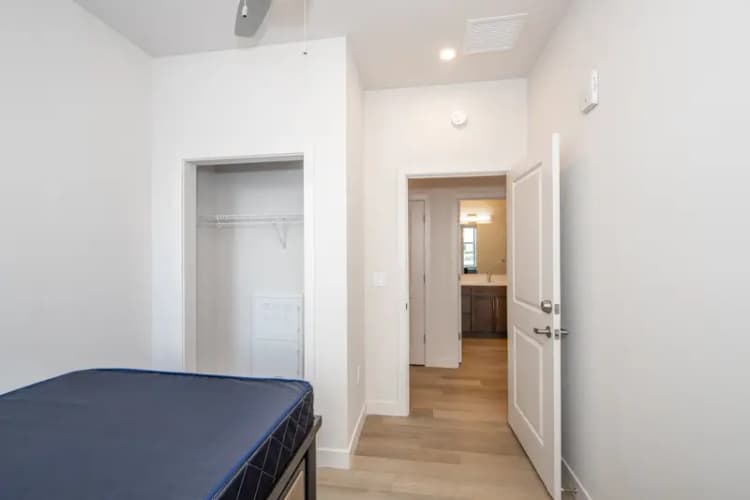 undefined apartments for rent - image - 273 William Howard Taft 206 (14 of 20).jpg