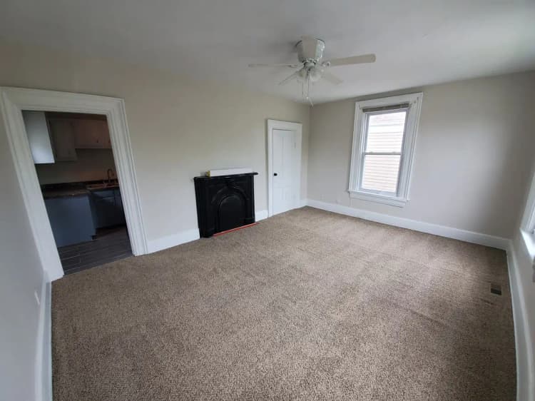 undefined apartments for rent - image - 414-hoge-st-unit-2-cincinnati-oh-building-photo (2).jpg
