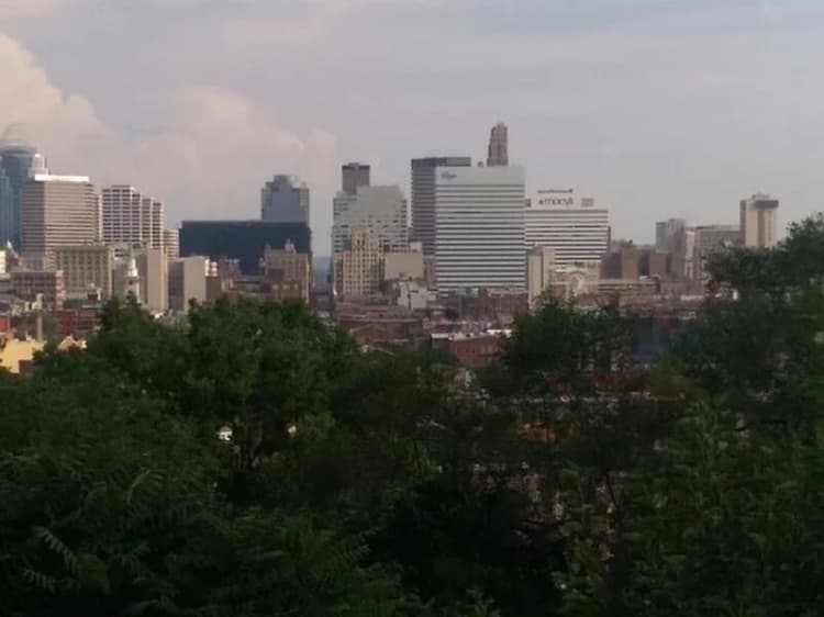 undefined apartments for rent - image - 05b01735-70ce-41b8-a946-a3416951e45d.jpeg