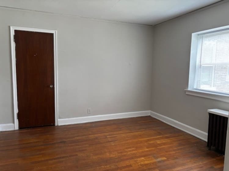 undefined apartments for rent - image - large-2313.jpg