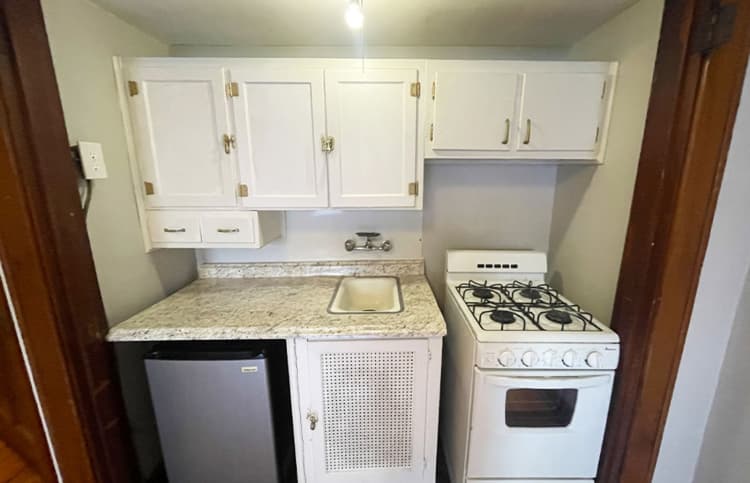 undefined apartments for rent - image - large-1397.jpg