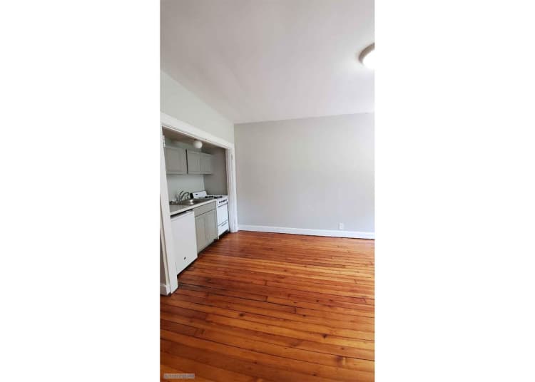 undefined apartments for rent - image - large-2262.jpg