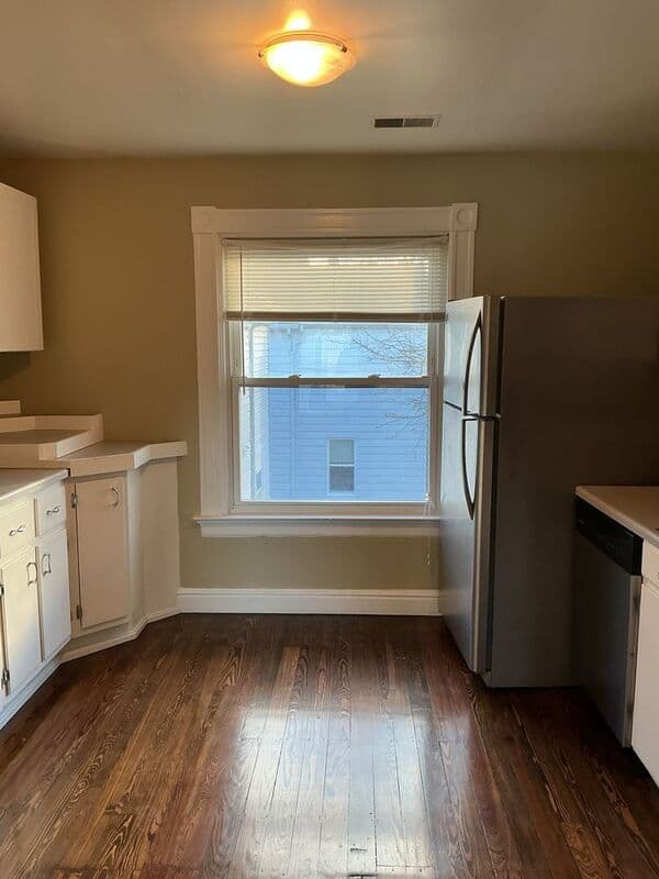 undefined apartments for rent - image - 4c052382-2d39-4ed7-b59d-2d0ab5882126.jpeg