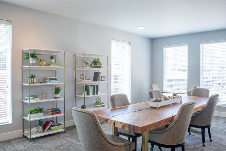 undefined apartments for rent - image - Conference Room | Cincinnati OH Apartments For Rent | The residences at MQ