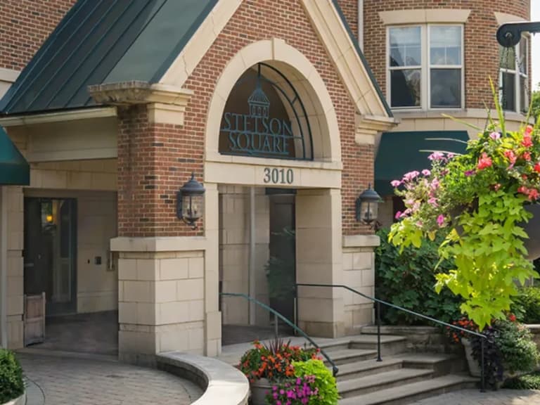 undefined apartments for rent - image - stetsonfrontdoor_resized_vipesy.webp